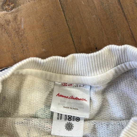 Hanna Andersson rainbow strawberry crewneck cropped sweatshirt 6-7 years - Picture 4 of 6